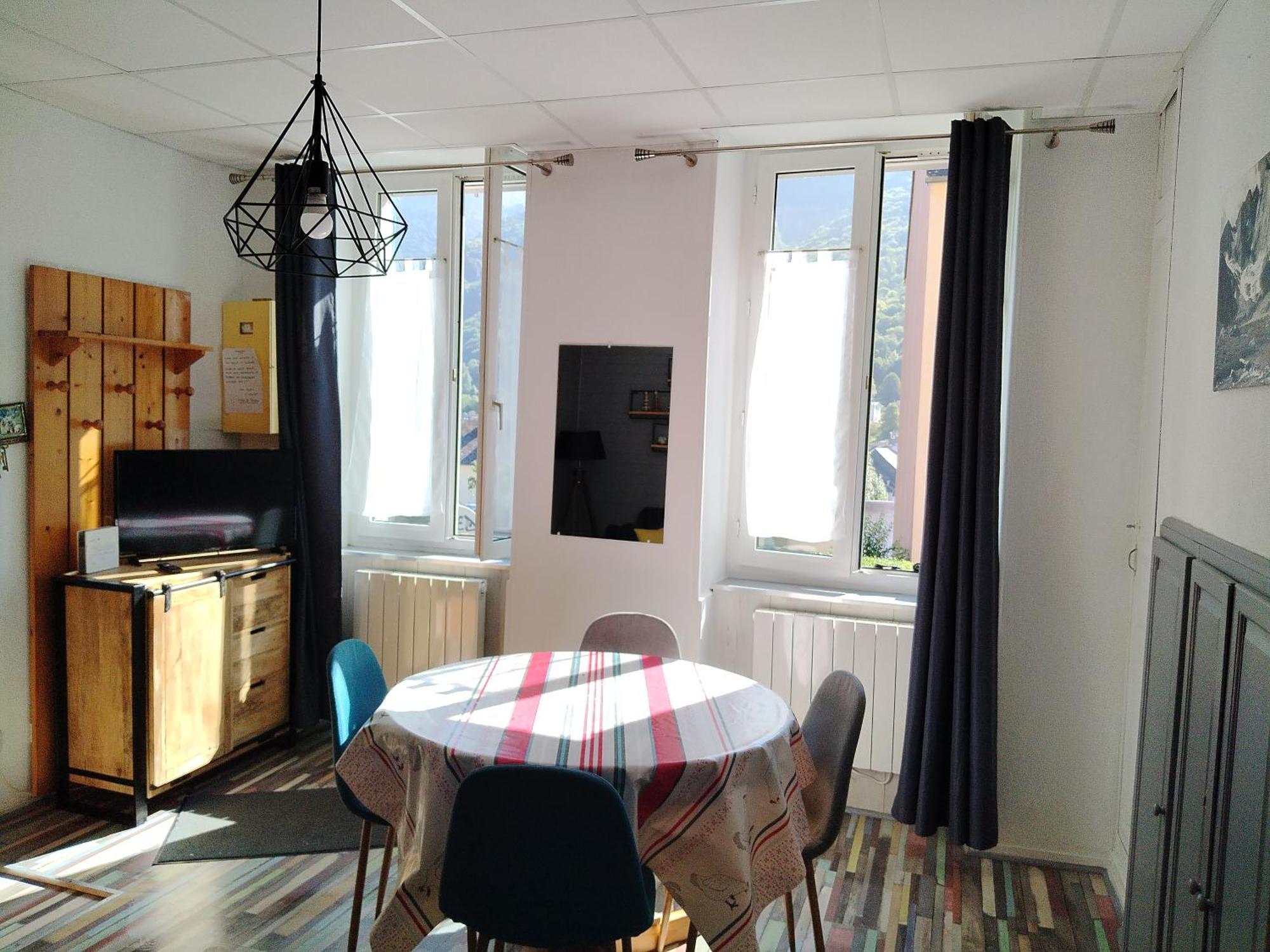 Appartement Familial - 2 Chambres Cauterets Εξωτερικό φωτογραφία